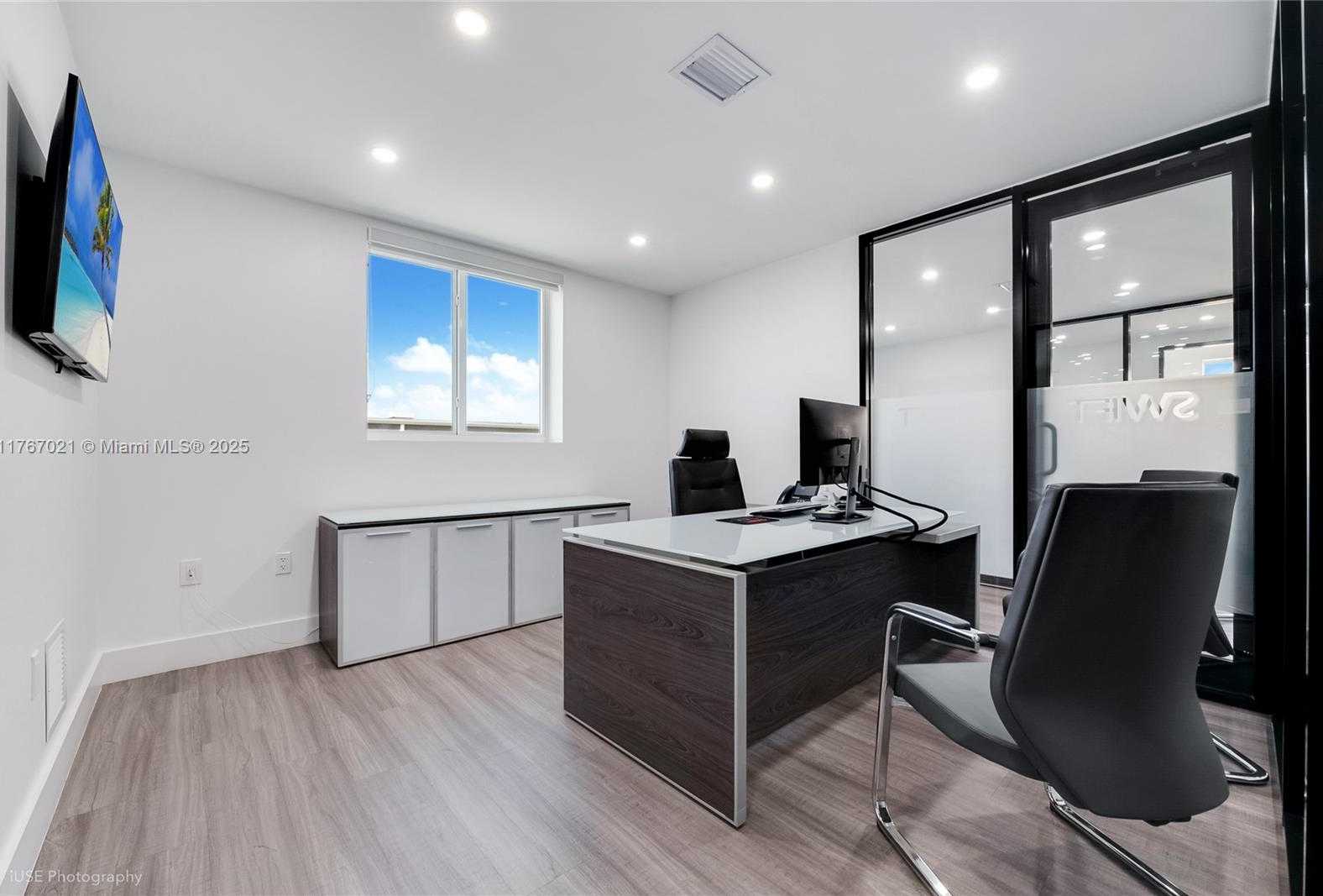 Small Image of 13040 SOUTH WEST 123RD AVE, Miami Number 10