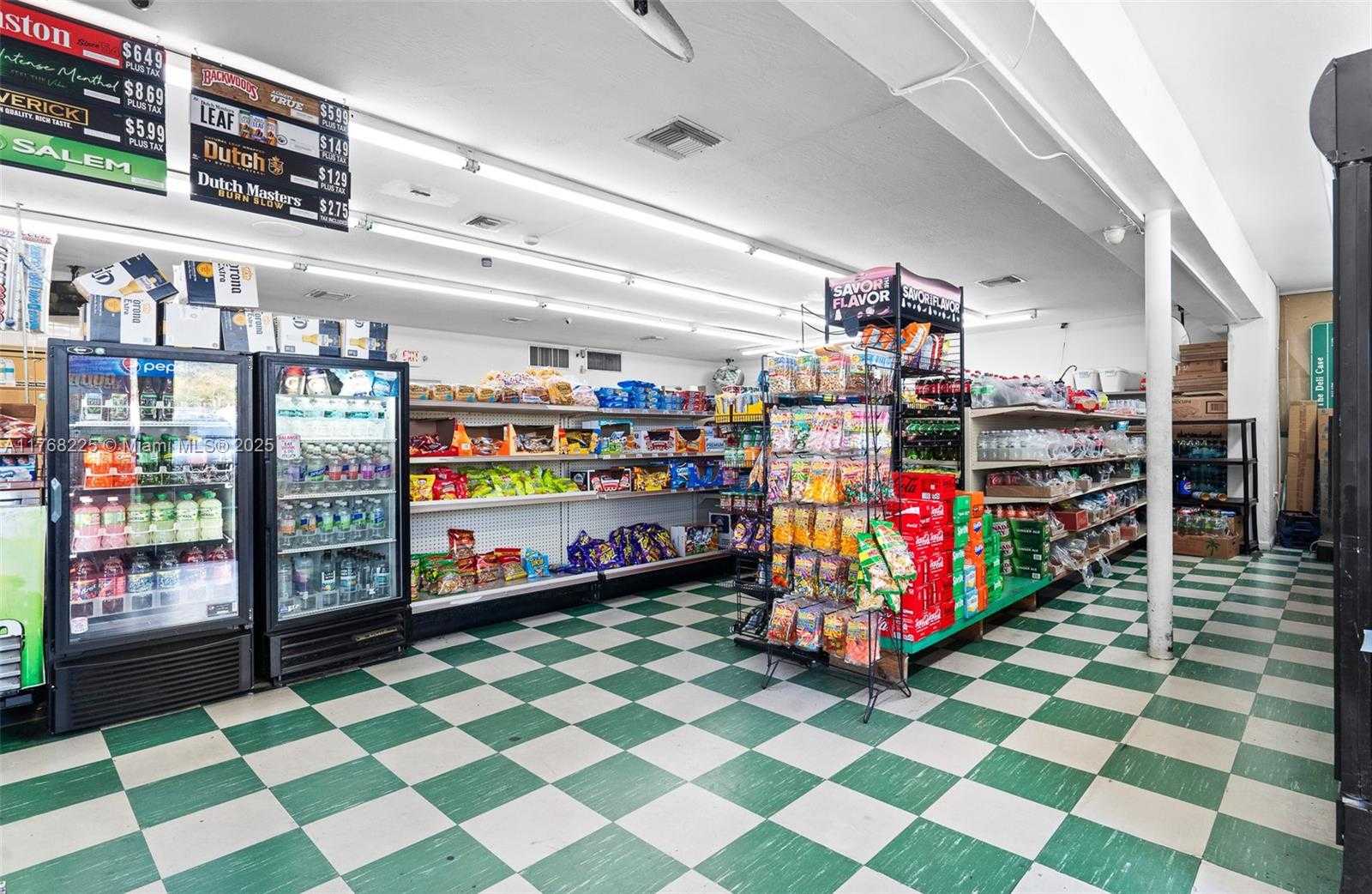 Small Image of 17851 NORTH WEST 78TH AVE, Hialeah Number 22