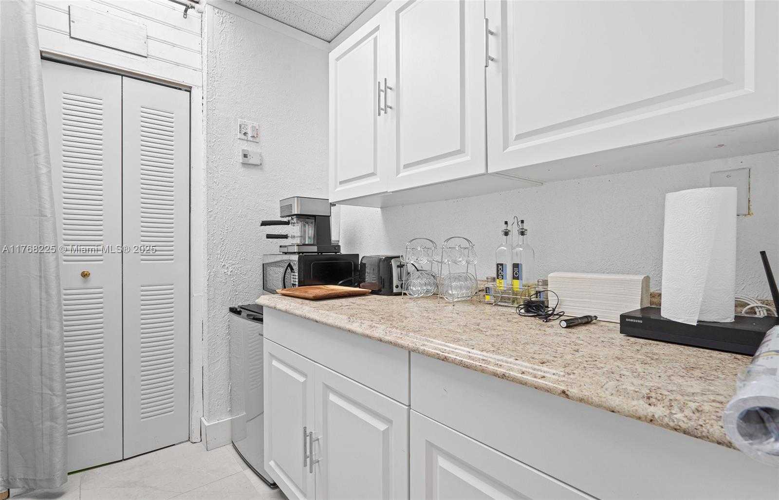 Small Image of 17851 NORTH WEST 78TH AVE, Hialeah Number 56