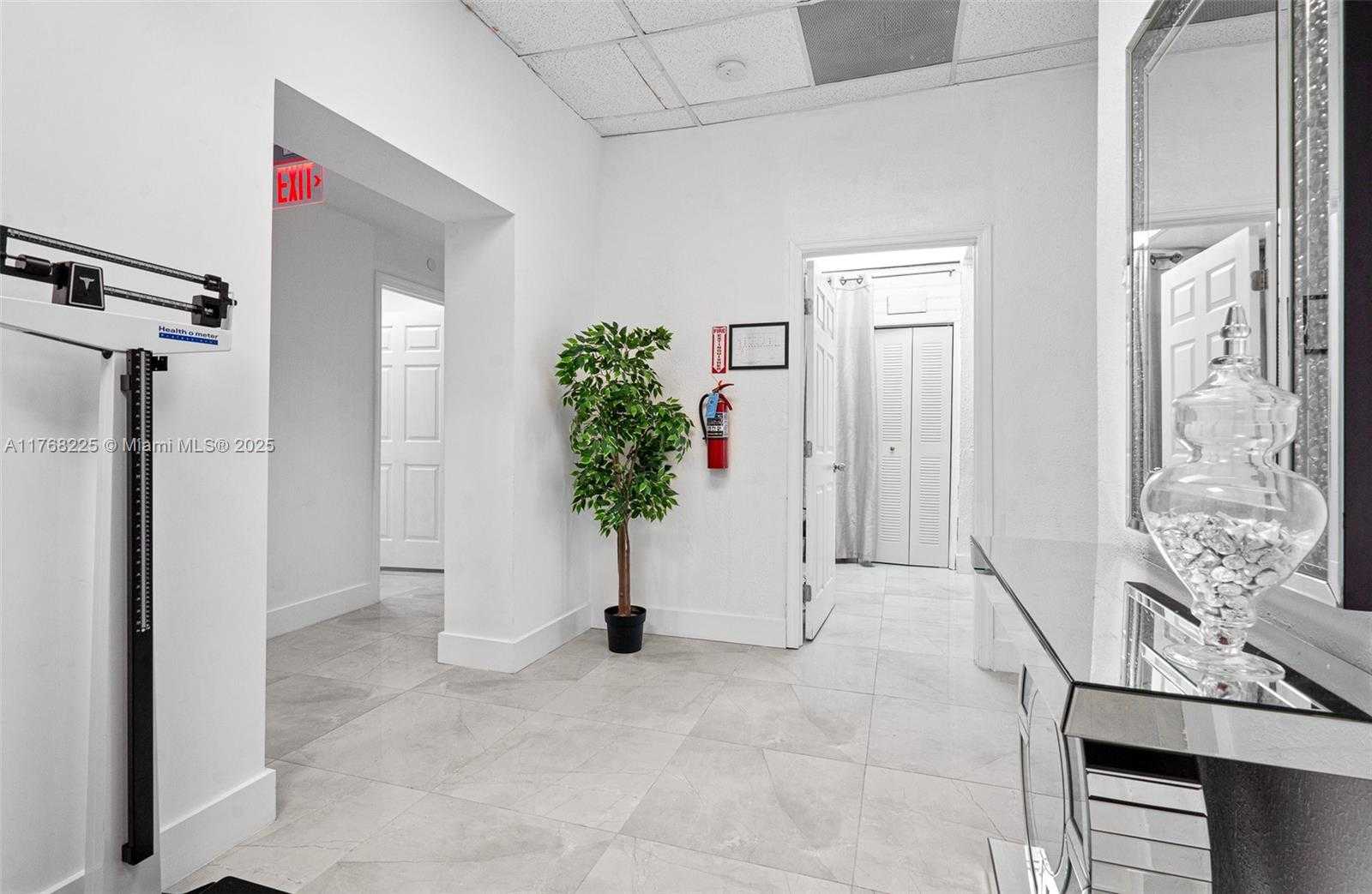 Small Image of 17851 NORTH WEST 78TH AVE, Hialeah Number 57