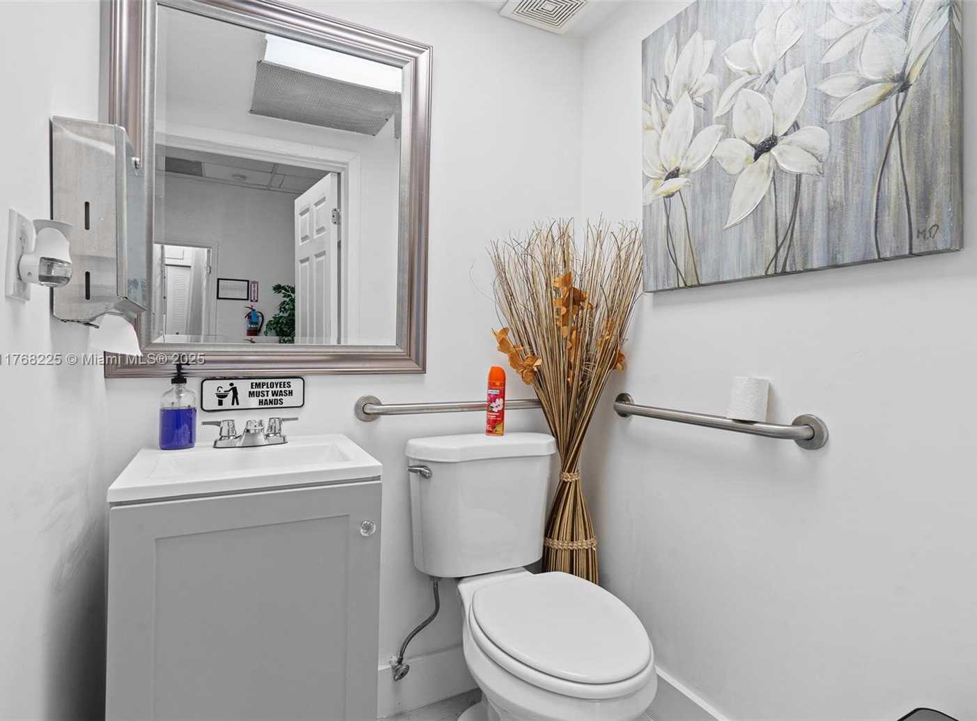 Small Image of 17851 NORTH WEST 78TH AVE, Hialeah Number 58