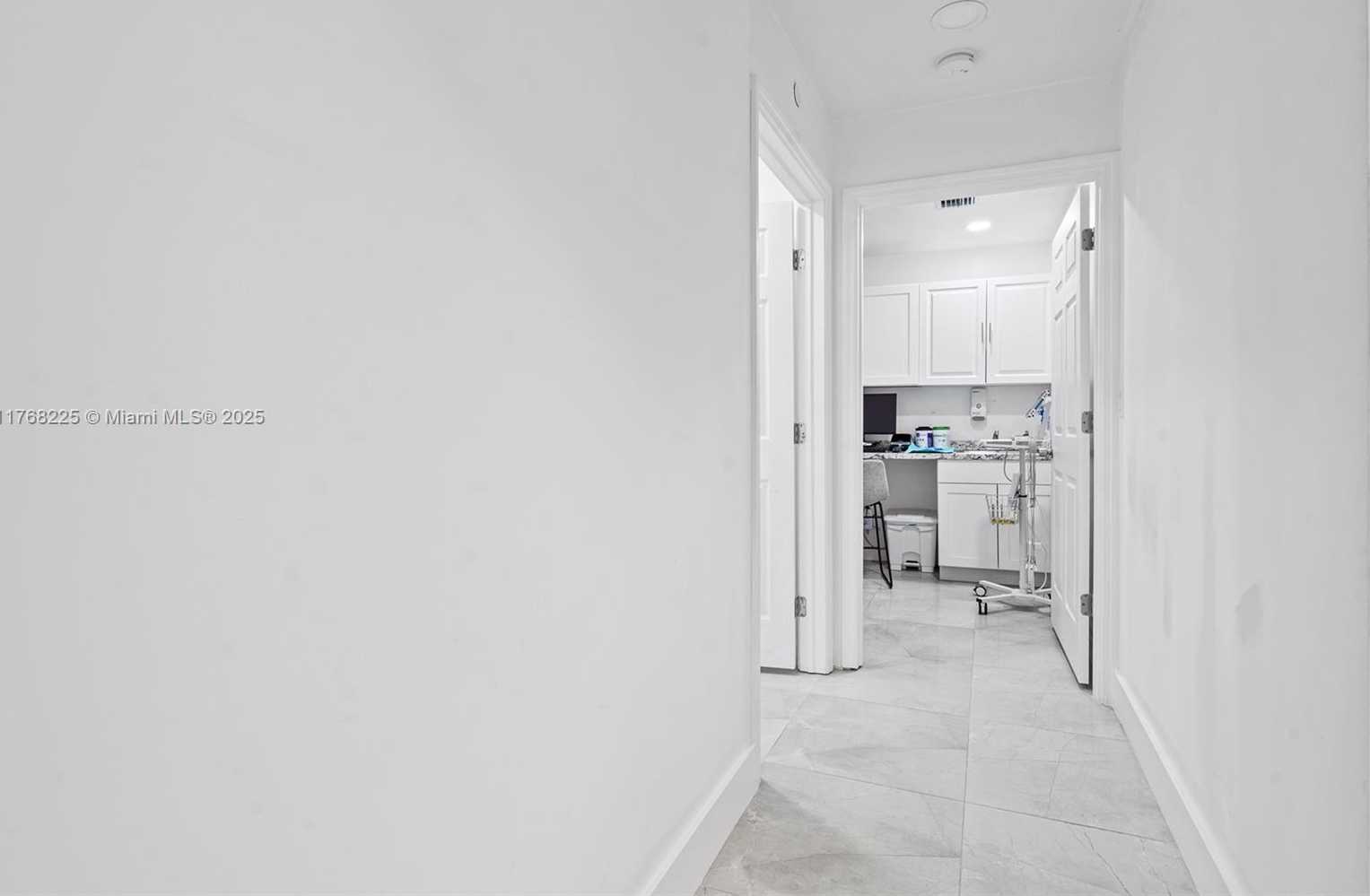 Small Image of 17851 NORTH WEST 78TH AVE, Hialeah Number 60