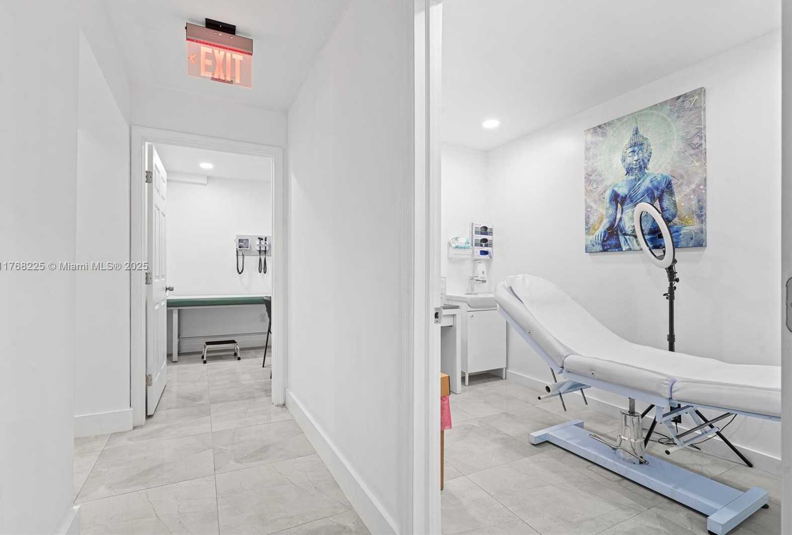 Small Image of 17851 NORTH WEST 78TH AVE, Hialeah Number 61