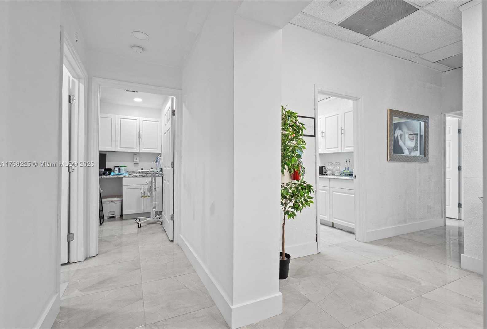 Small Image of 17851 NORTH WEST 78TH AVE, Hialeah Number 63