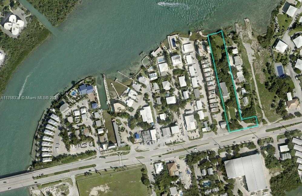 Small Image of 14 125TH STREET GULF, Marathon Number 21