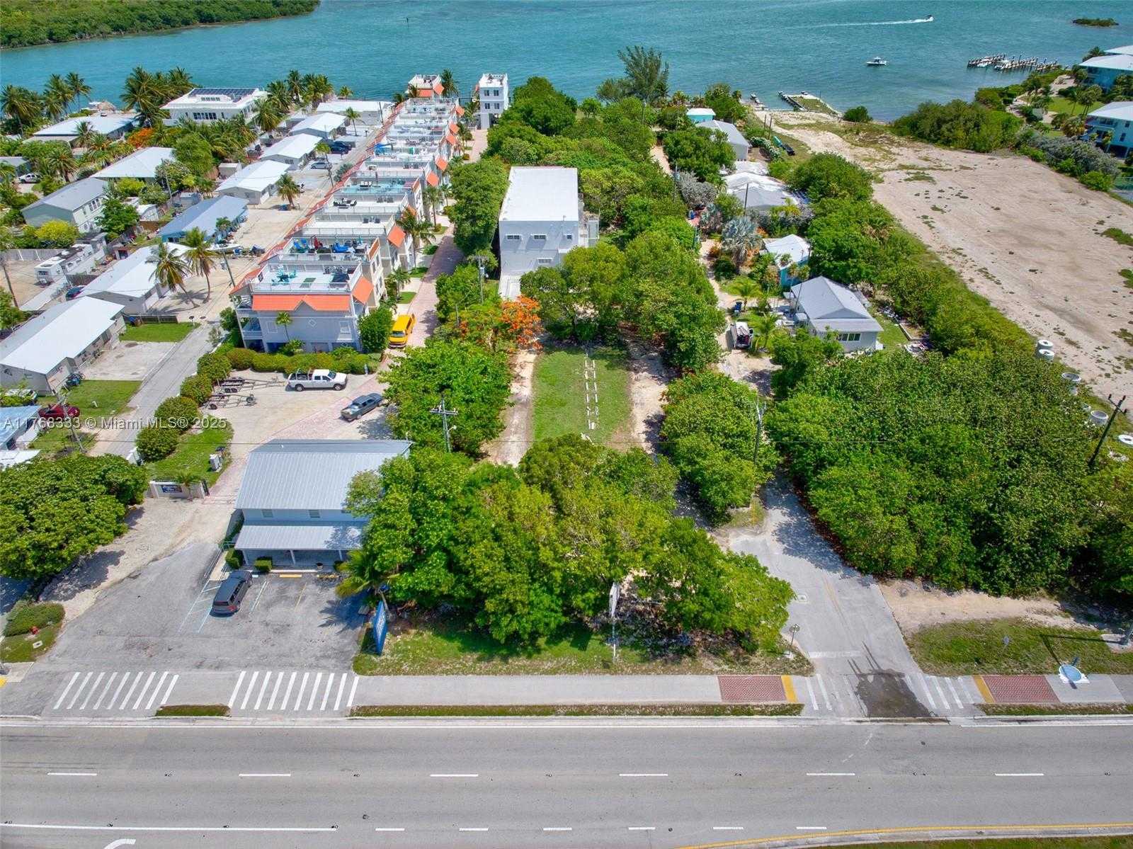Small Image of 14 125TH STREET GULF, Marathon Number 40
