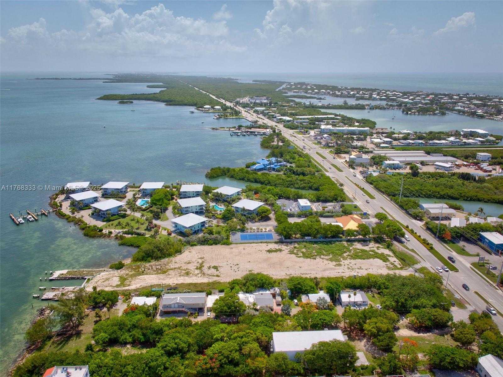 Small Image of 14 125TH STREET GULF, Marathon Number 48