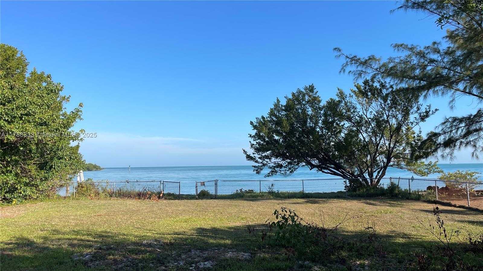 Small Image of 14 125TH STREET GULF, Marathon Number 5