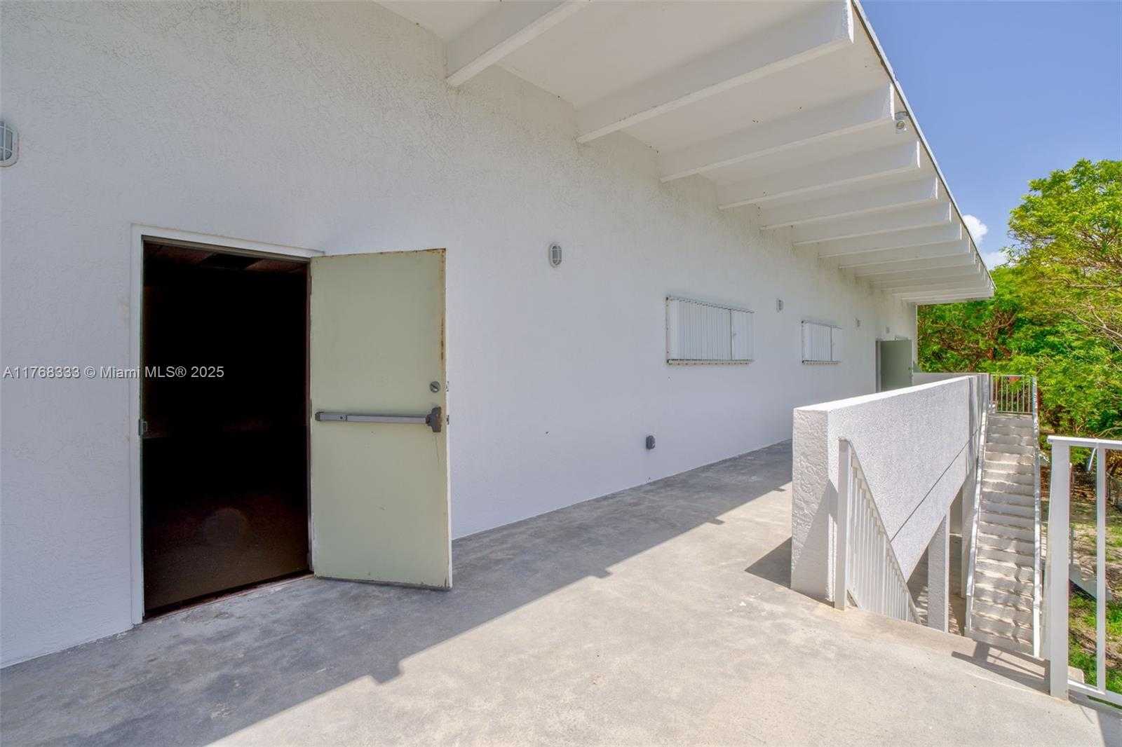 Small Image of 14 125TH STREET GULF, Marathon Number 58