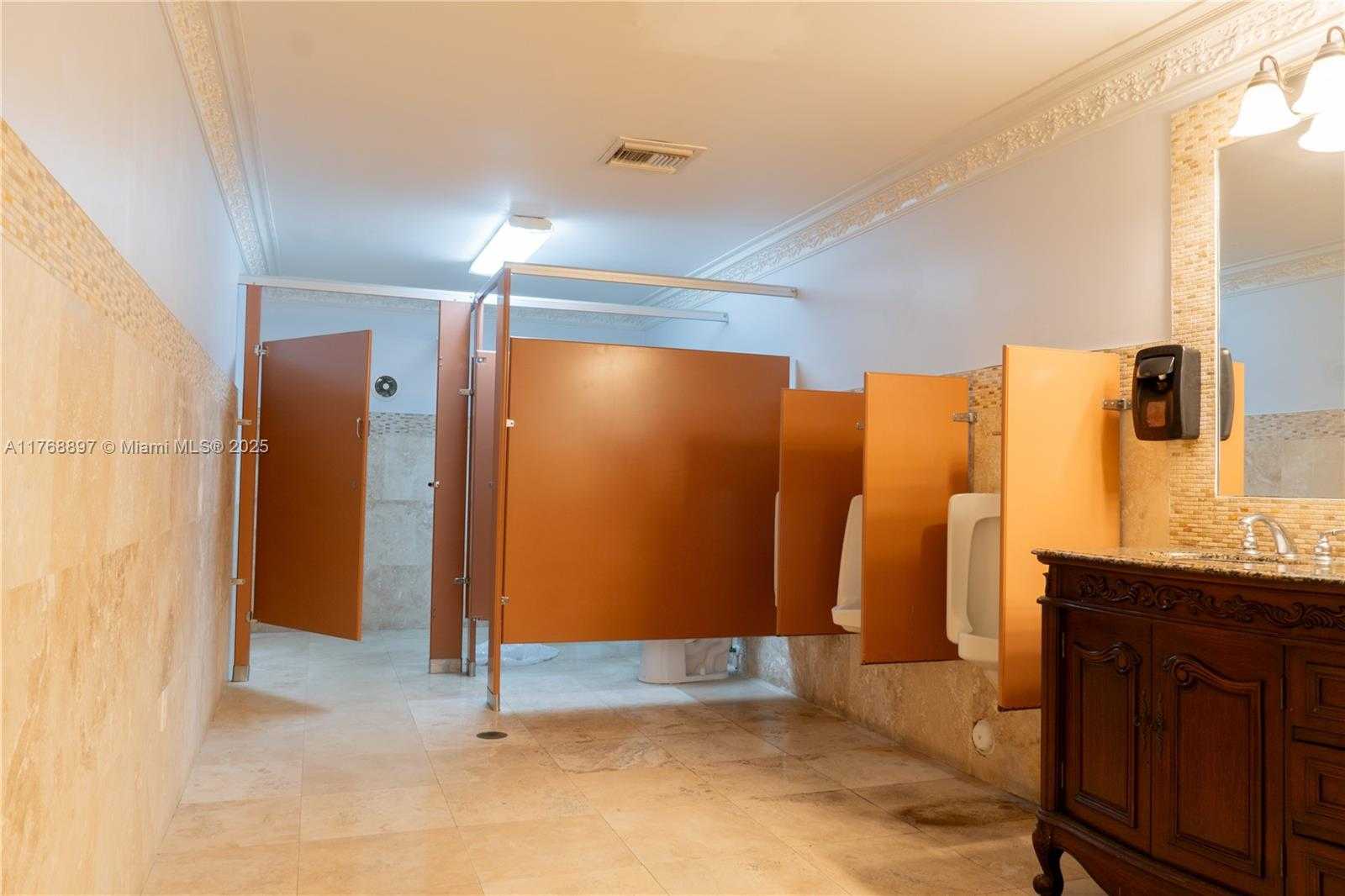 Small Image of 350 SOUTH WEST 25TH ST, Fort Lauderdale Number 38