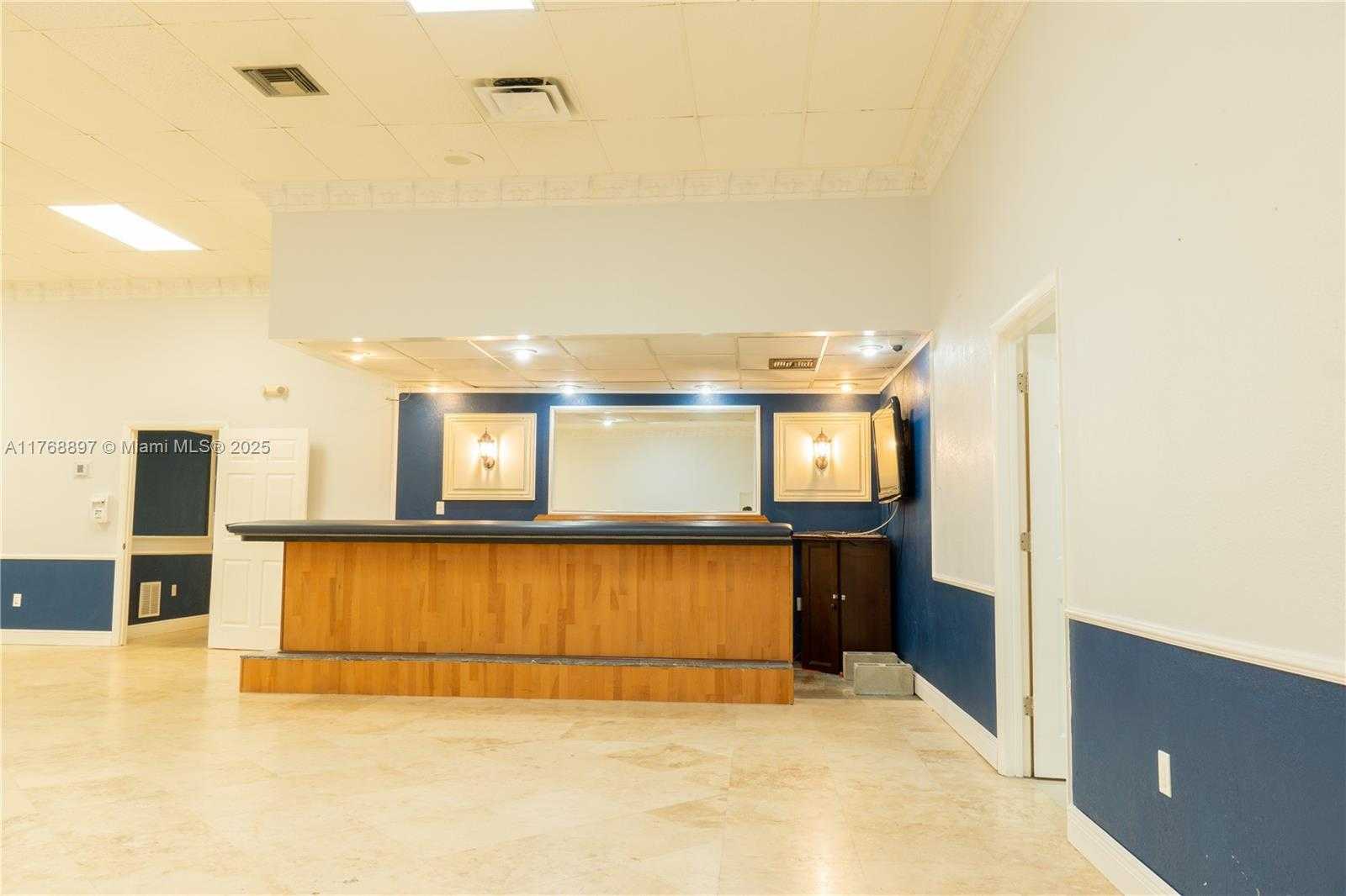 Small Image of 350 SOUTH WEST 25TH ST, Fort Lauderdale Number 7