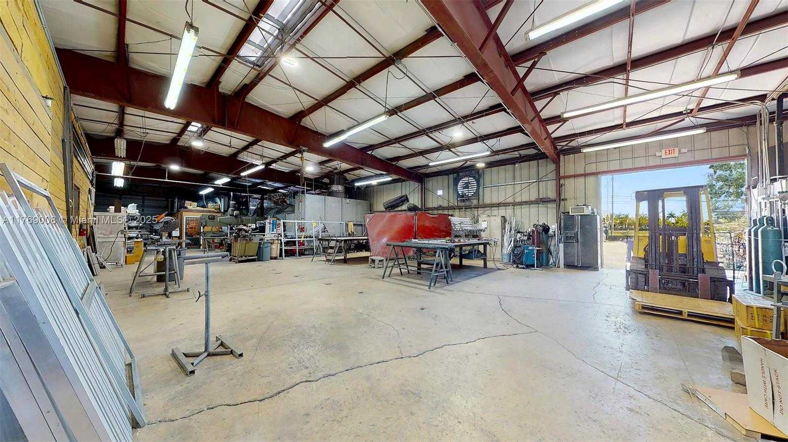 Small Image of 395 NORTH FLAGLER AVE, Homestead Number 15
