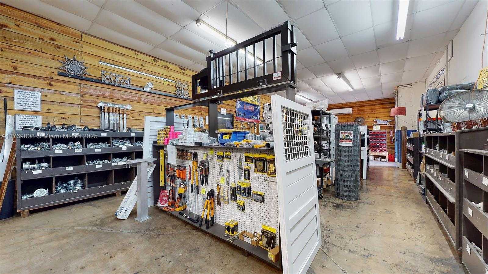 Small Image of 395 NORTH FLAGLER AVE, Homestead Number 18