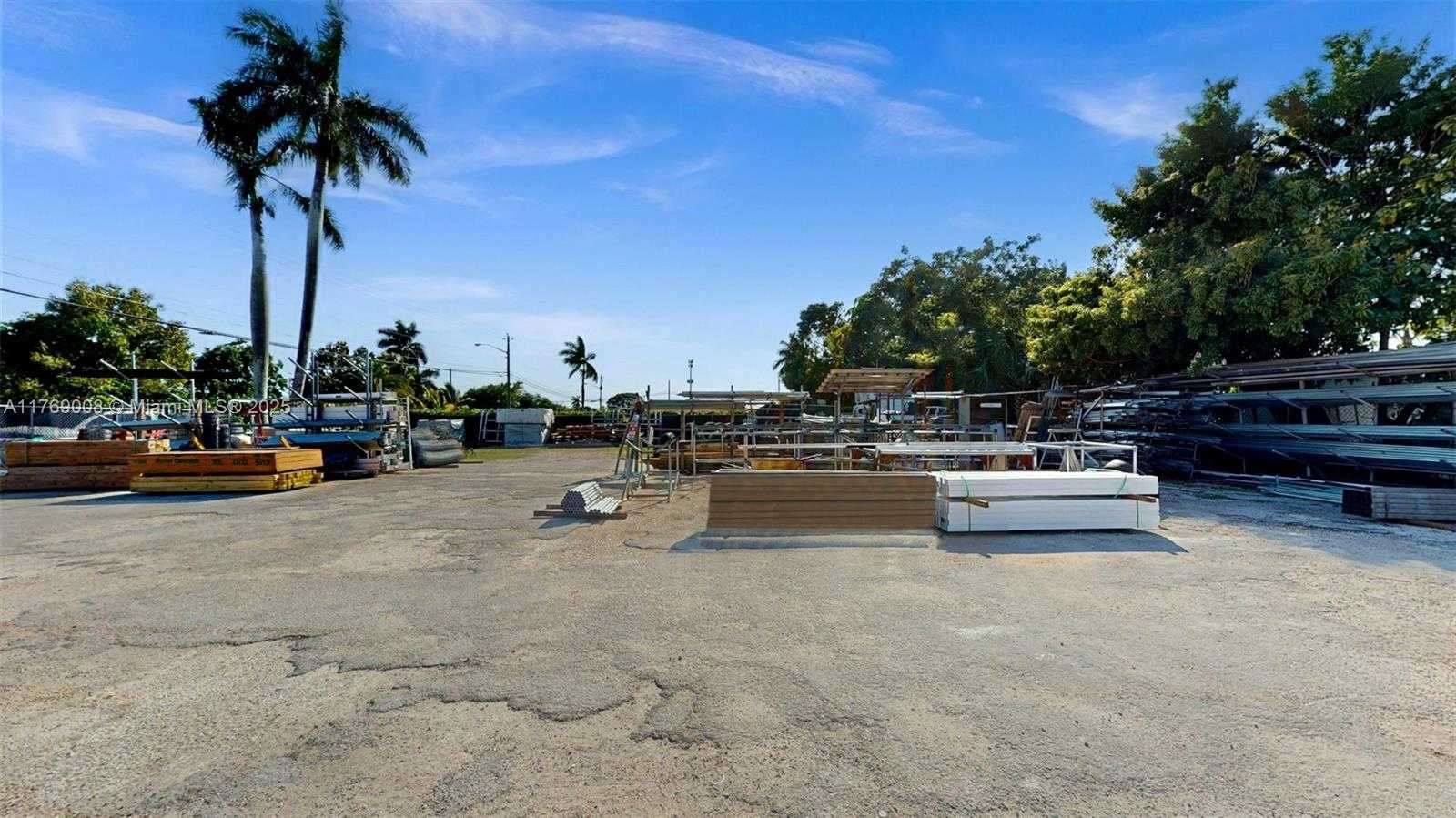 Small Image of 395 NORTH FLAGLER AVE, Homestead Number 33