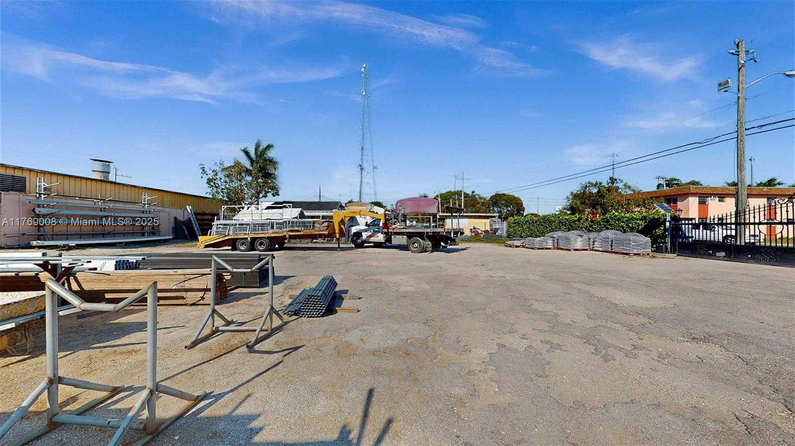 Small Image of 395 NORTH FLAGLER AVE, Homestead Number 36