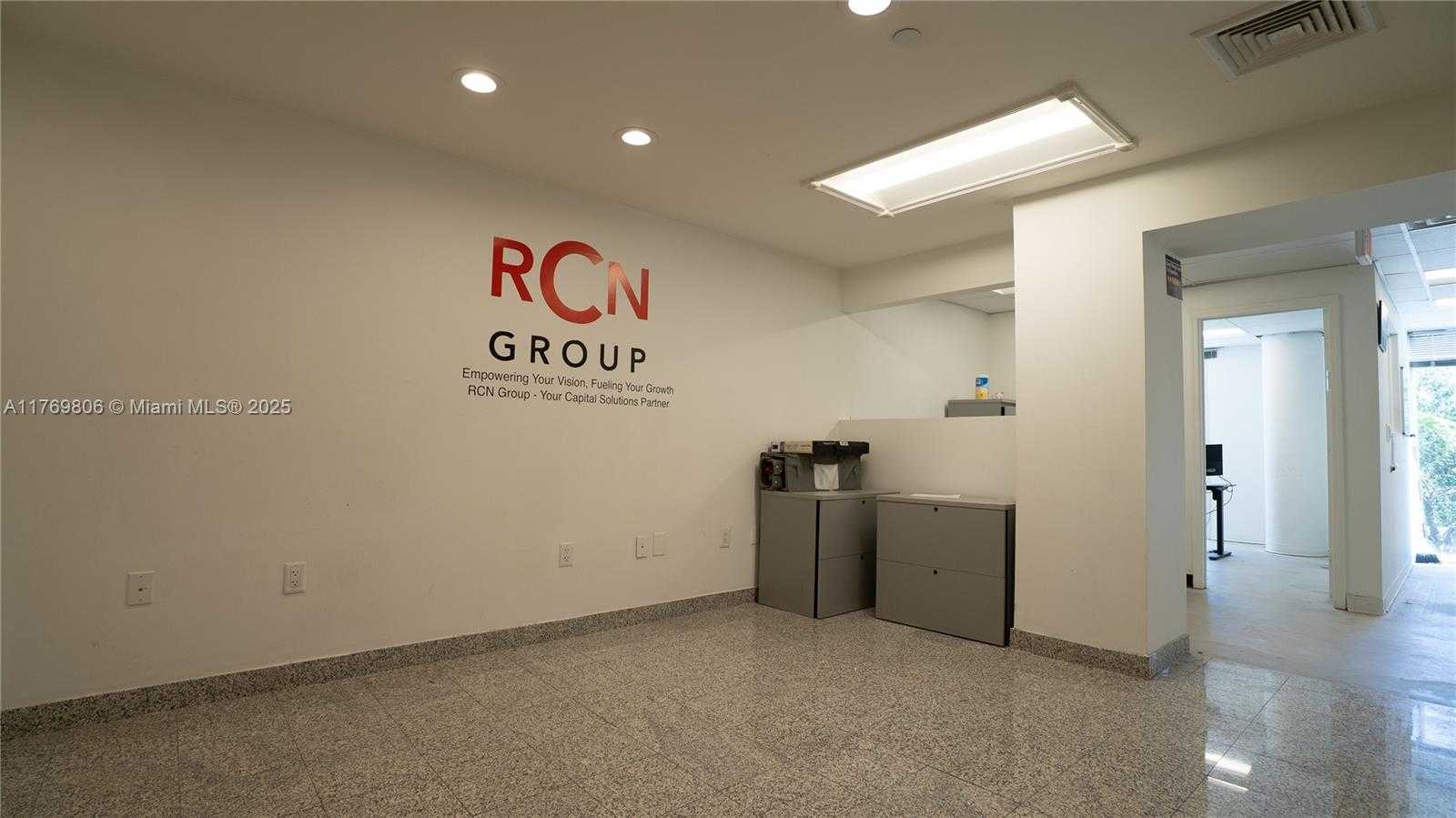 Small Image of 4300 BISCAYNE BLVD #201, Miami Number 6