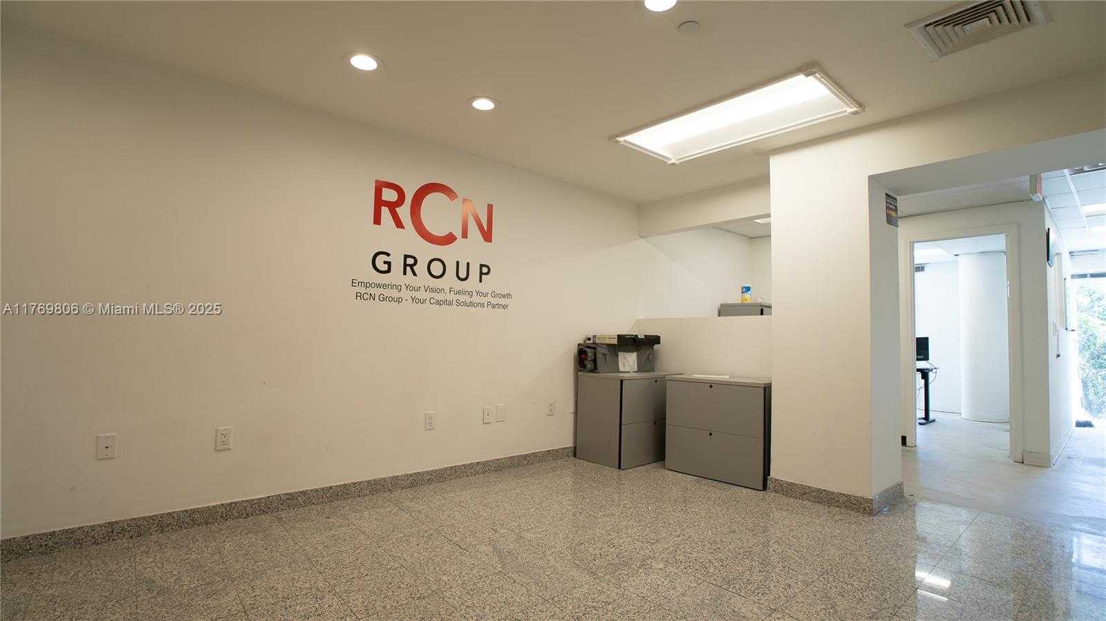 Small Image of 4300 BISCAYNE BLVD #201, Miami Number 7