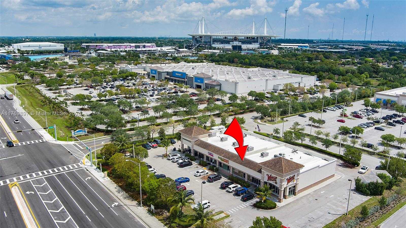 Small Image of 19401 NORTH WEST 27TH AVE, Miami Gardens Number 5