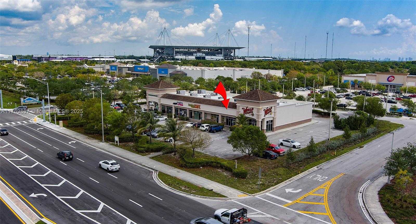 Small Image of 19401 NORTH WEST 27TH AVE, Miami Gardens Number 7