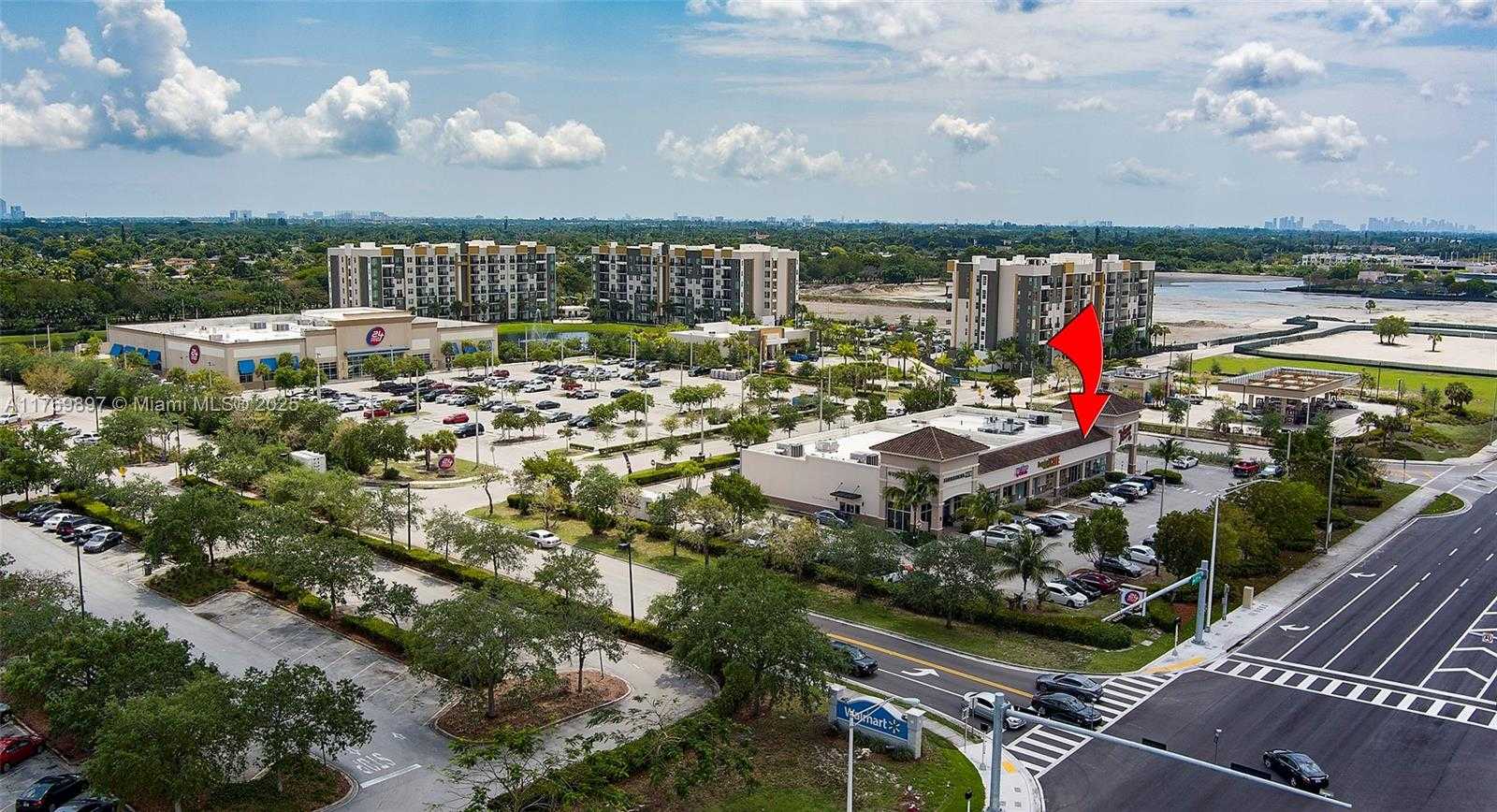 Small Image of 19401 NORTH WEST 27TH AVE, Miami Gardens Number 9