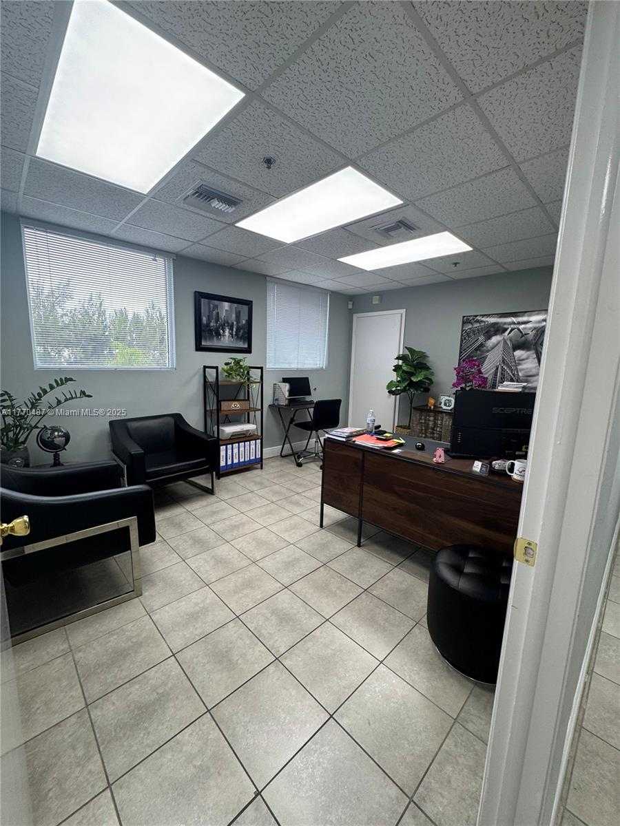 Small Image of 2300 NORTH WEST 94TH AVE #209, Doral Number 11