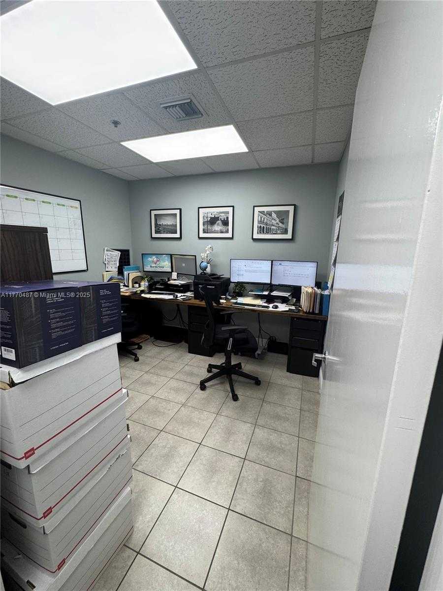 Small Image of 2300 NORTH WEST 94TH AVE #209, Doral Number 13