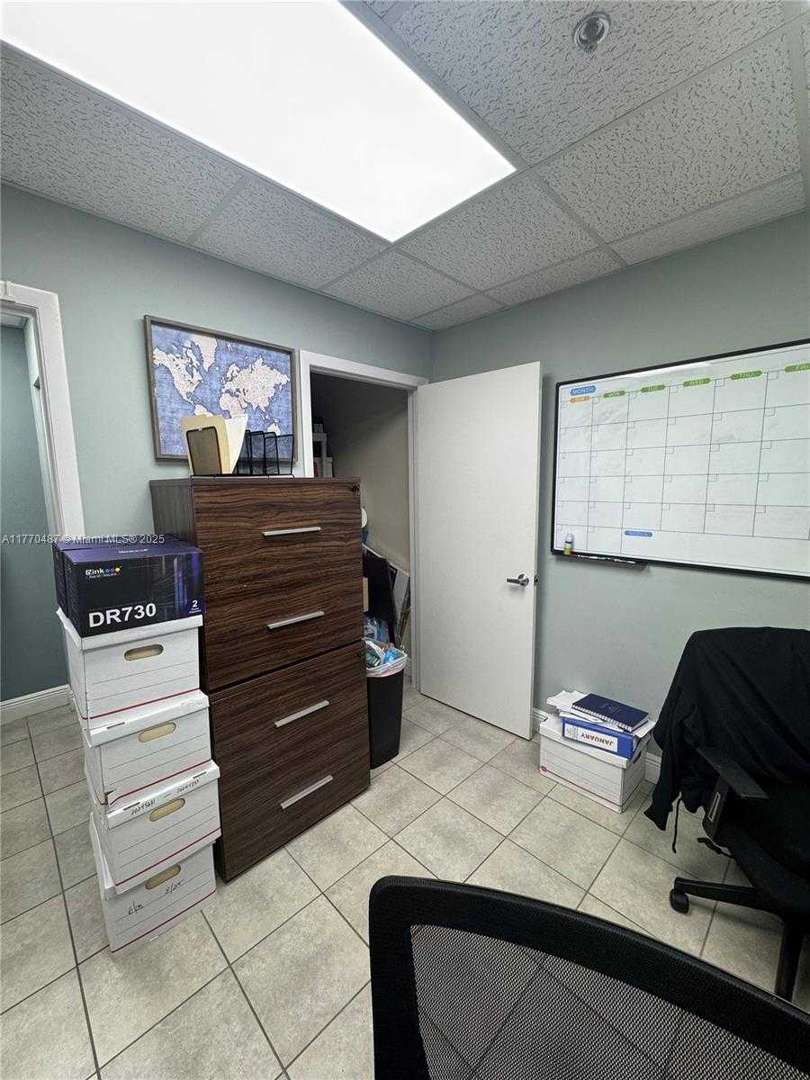 Small Image of 2300 NORTH WEST 94TH AVE #209, Doral Number 14