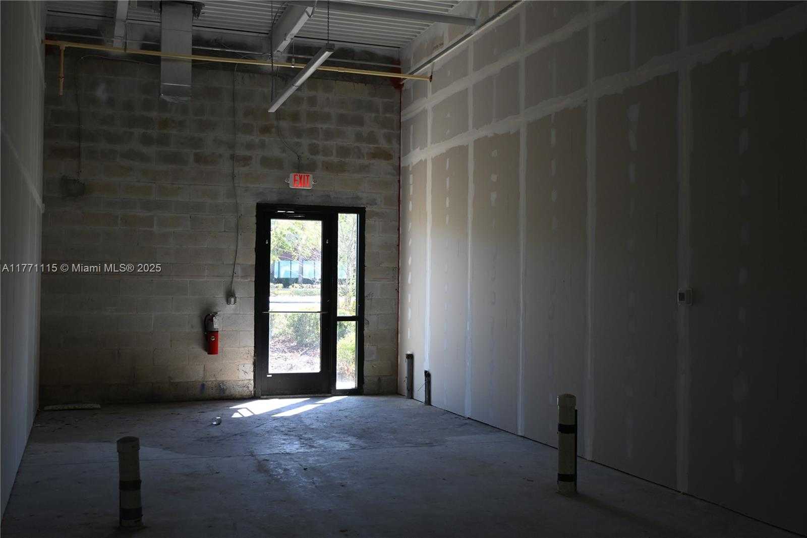 Small Image of 3370 ROUSE RD #109, Orlando Number 10