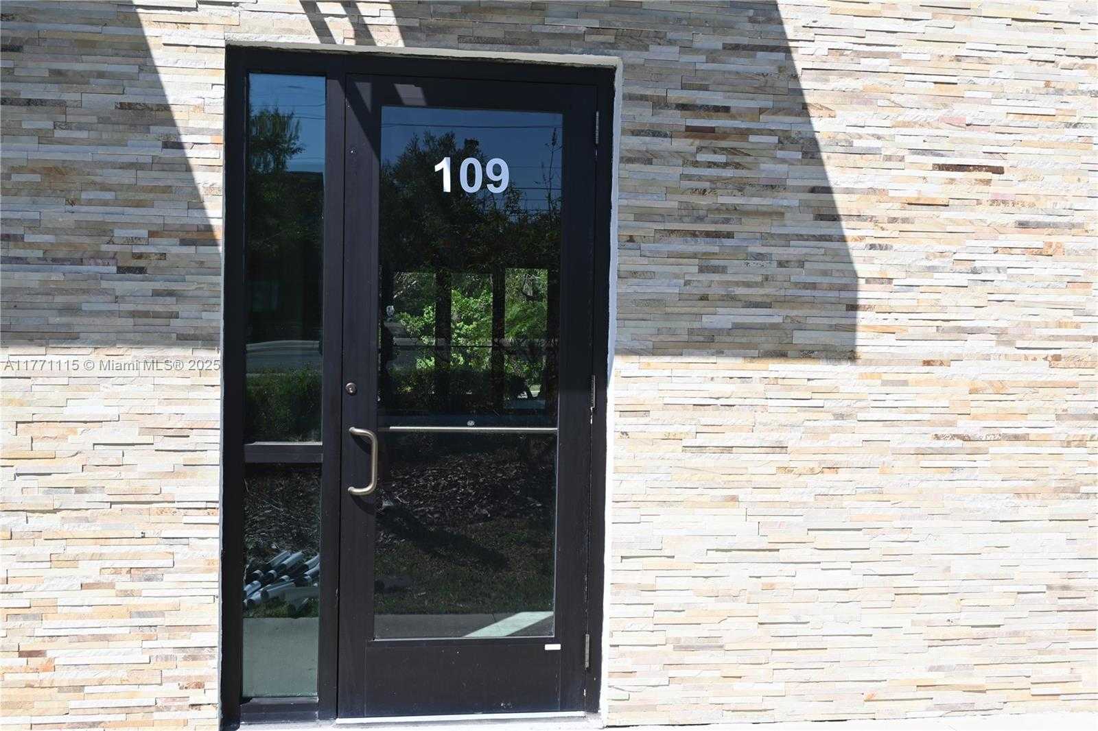Small Image of 3370 ROUSE RD #109, Orlando Number 8