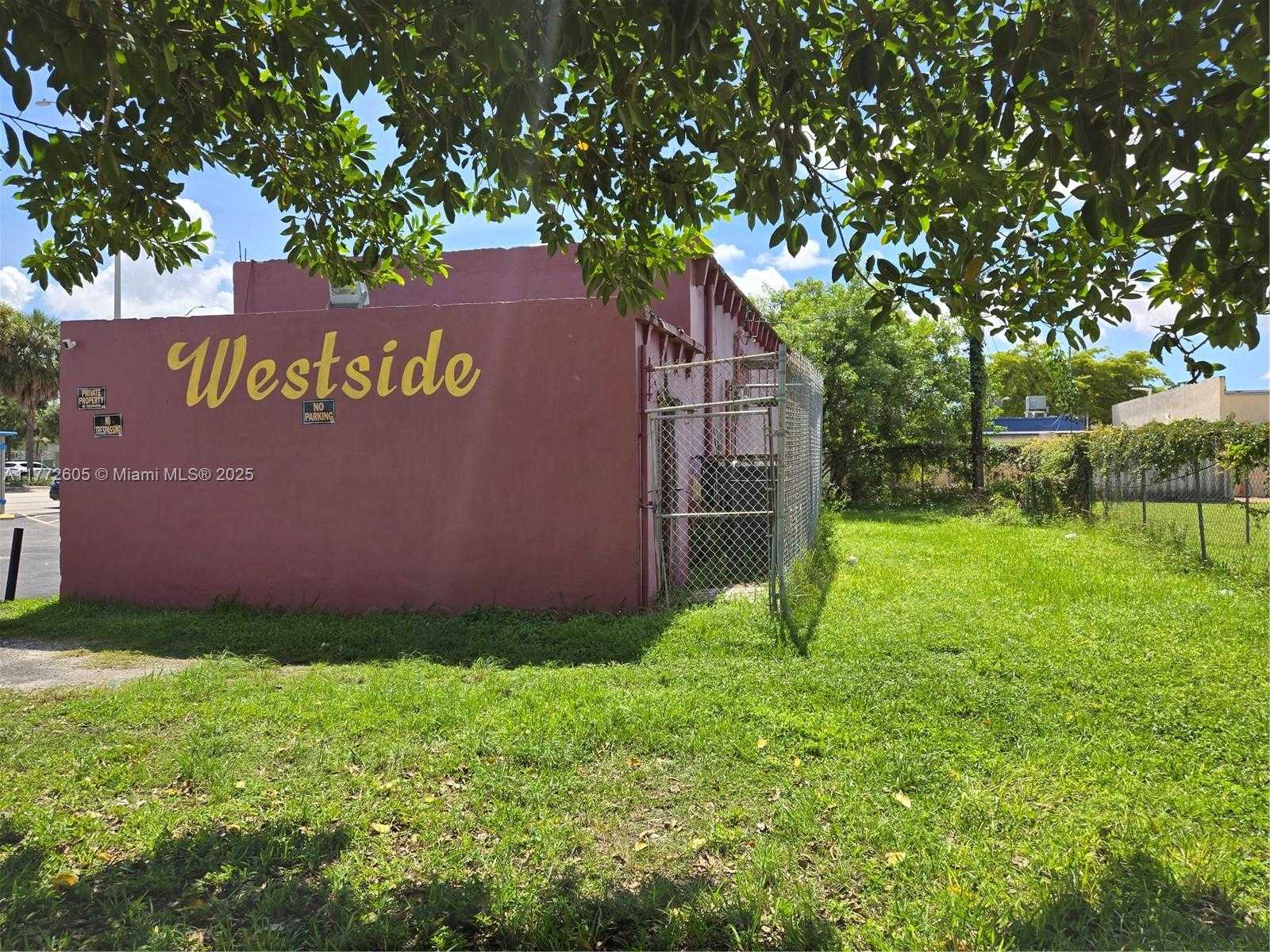 Small Image of 6210 NORTH WEST 22ND AVE, Miami Number 3