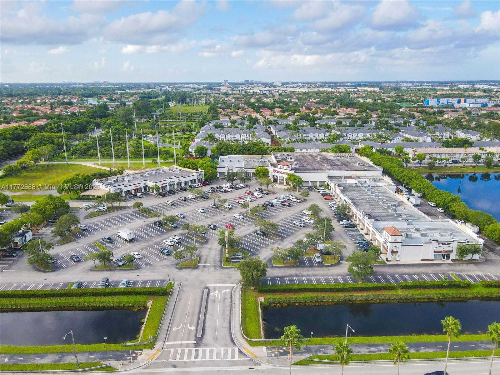 Small Image of 10750 NORTH WEST 58TH ST, Doral Number 5