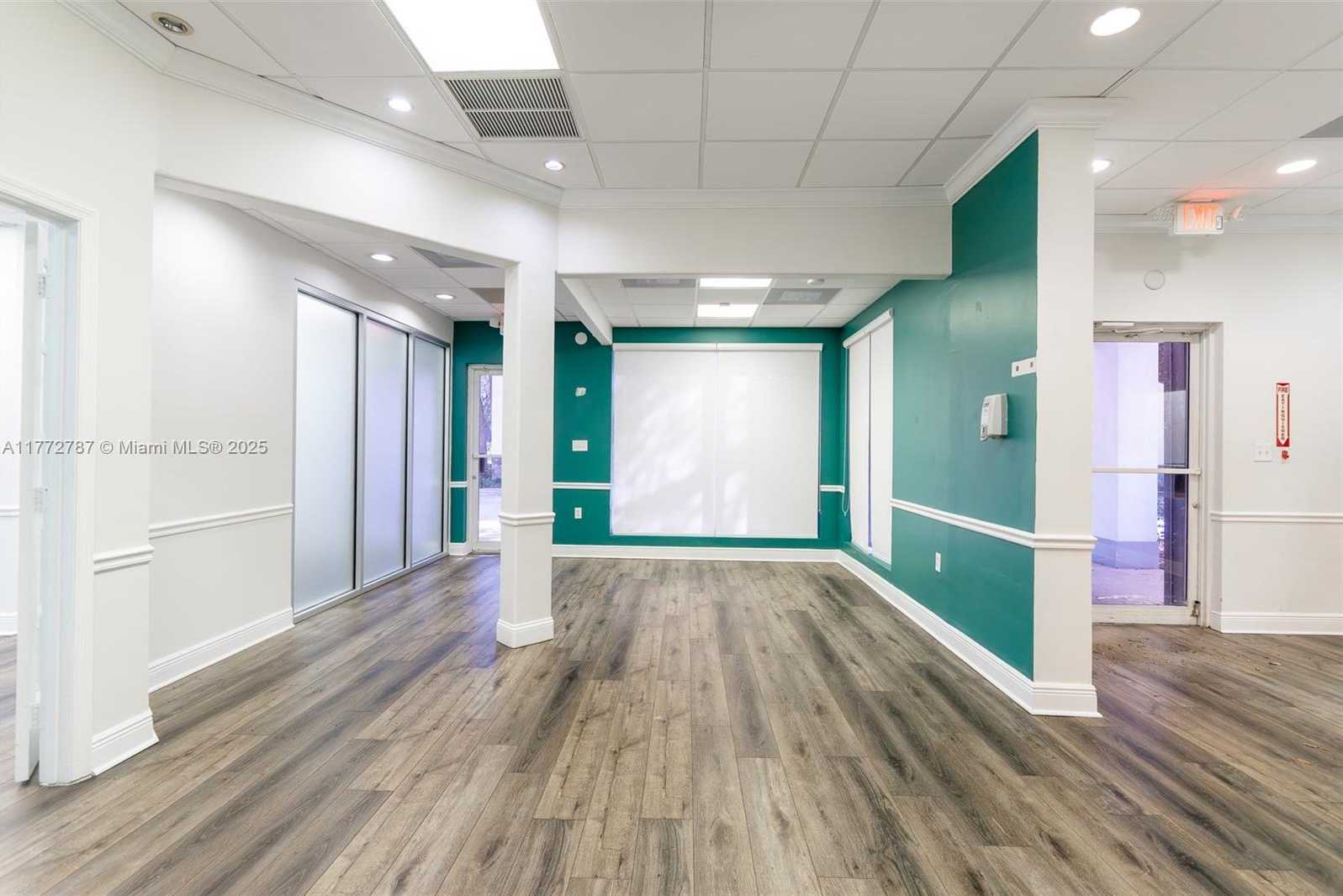 Small Image of 9009 NORTH WEST 2ND ST, Pembroke Pines Number 22