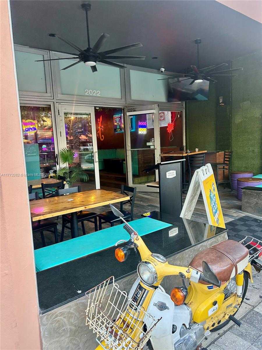 Small Image of 2022 HOLLYWOOD BLVD, Hollywood Number 2