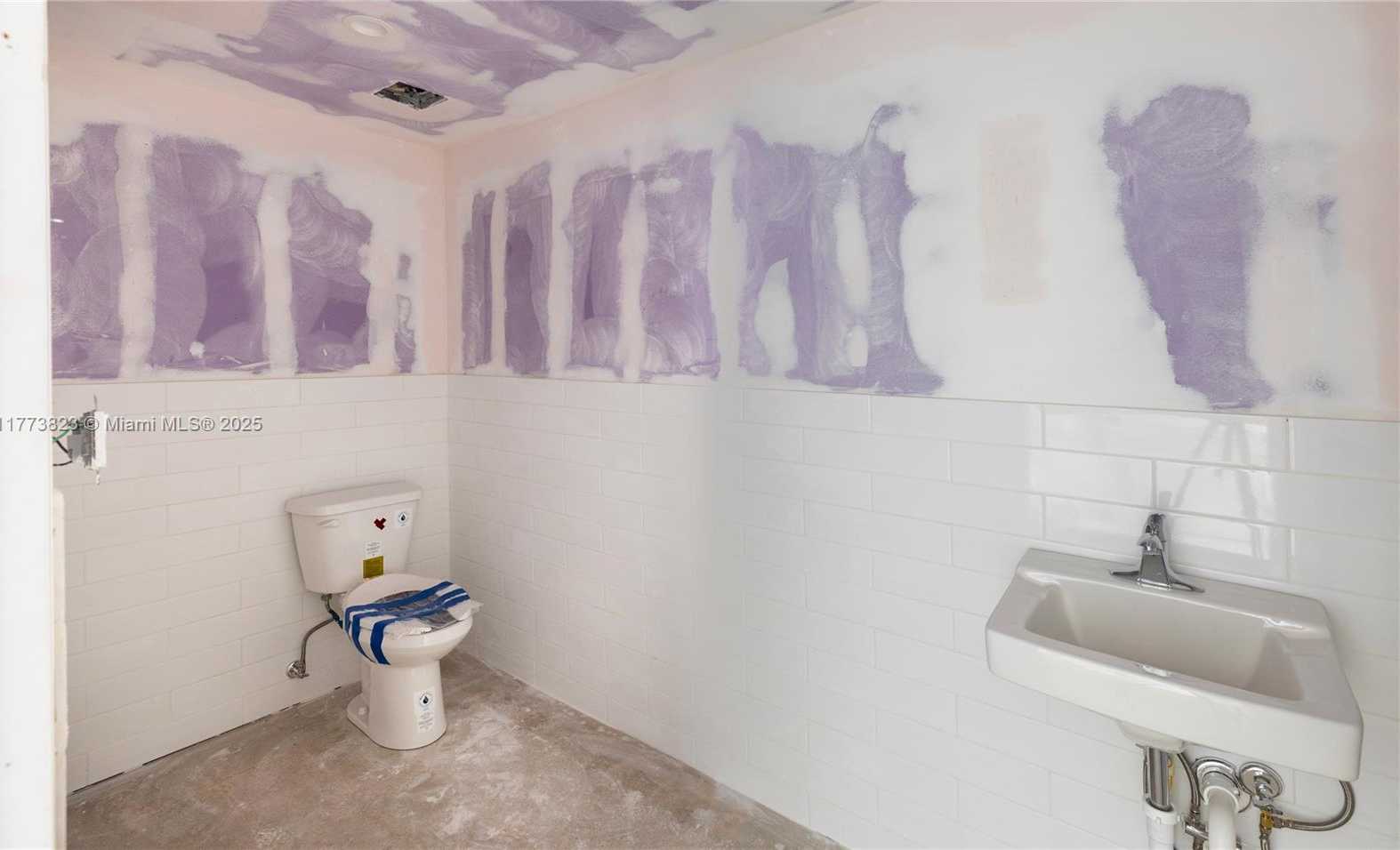 Small Image of 4204 NORTH WEST 2ND AVE, Miami Number 12