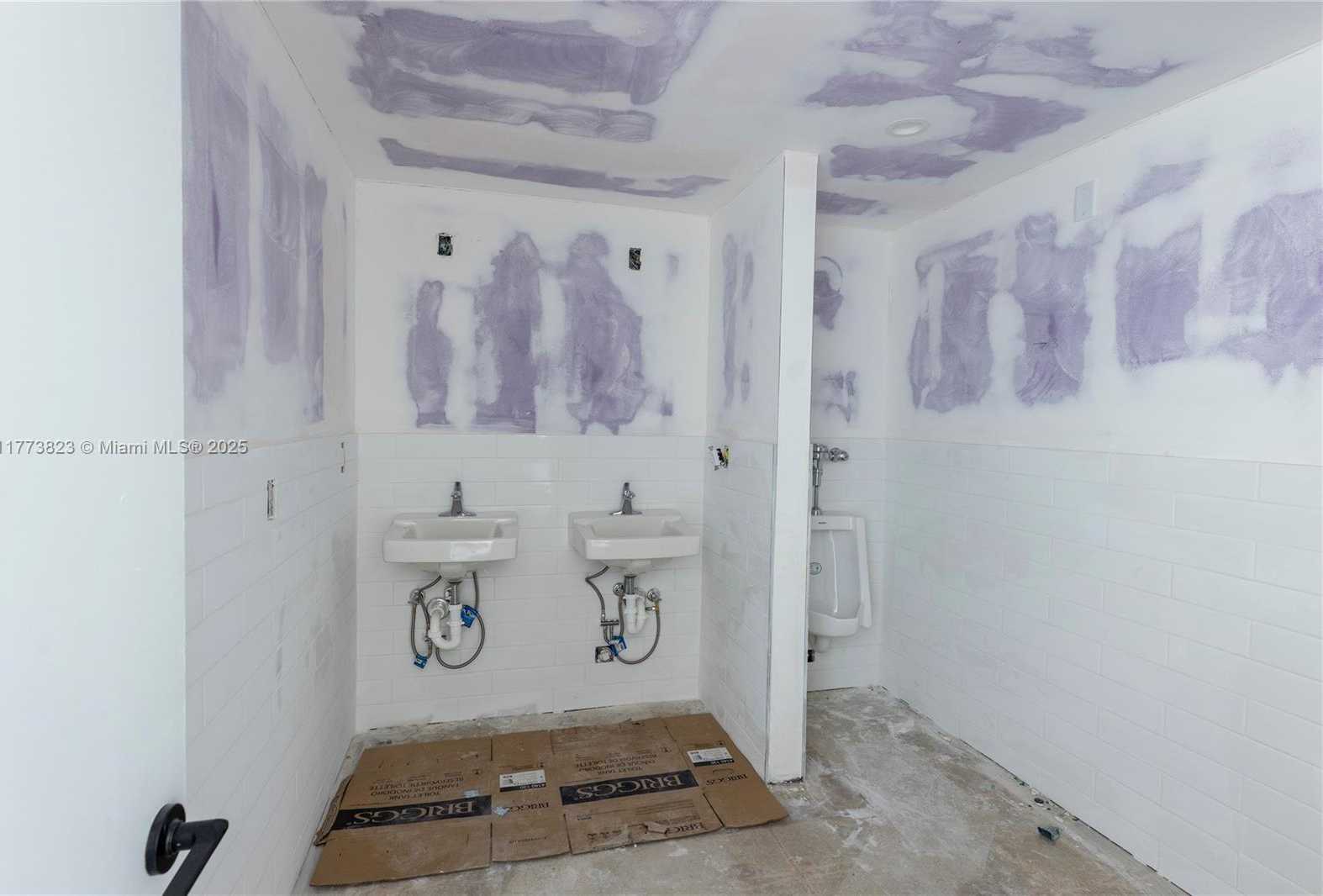 Small Image of 4204 NORTH WEST 2ND AVE, Miami Number 13
