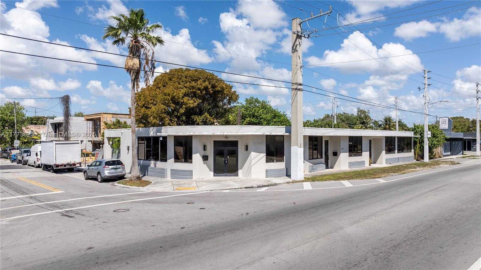 Small Image of 4204 NORTH WEST 2ND AVE, Miami Number 21