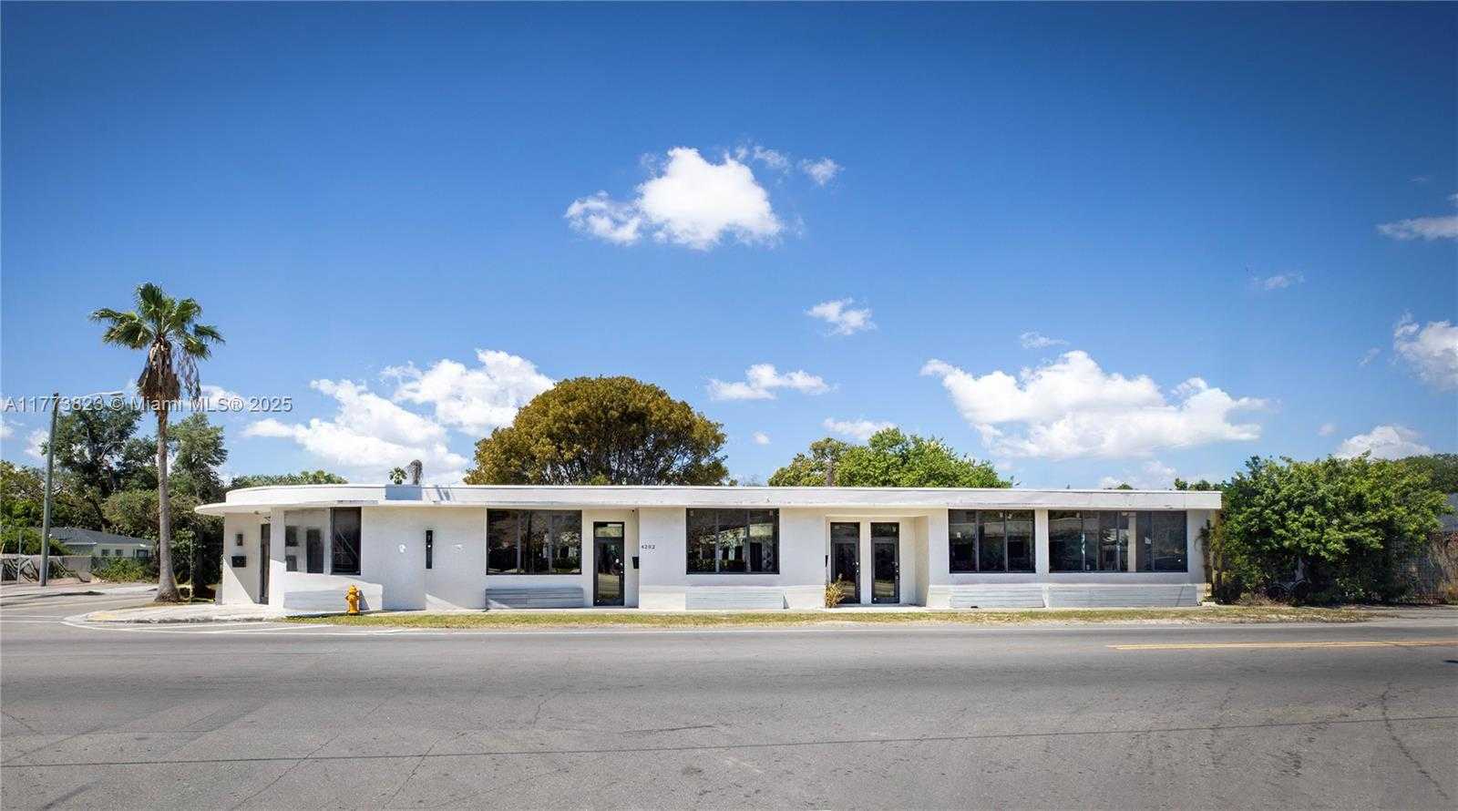 Small Image of 4204 NORTH WEST 2ND AVE, Miami Number 22
