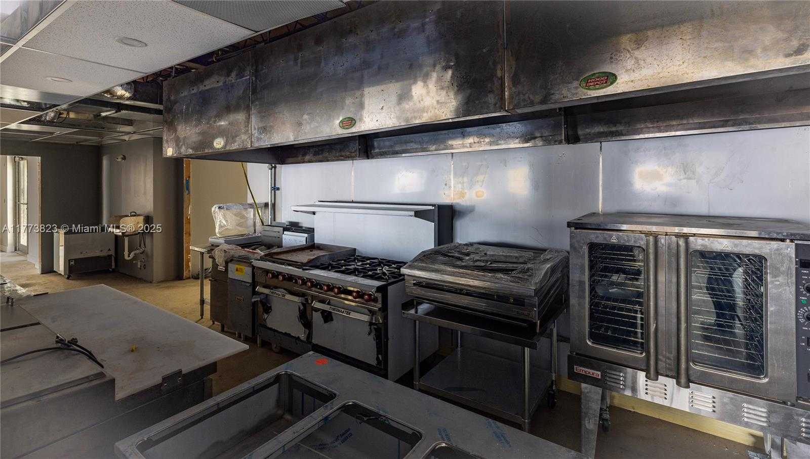 Small Image of 4204 NORTH WEST 2ND AVE, Miami Number 7