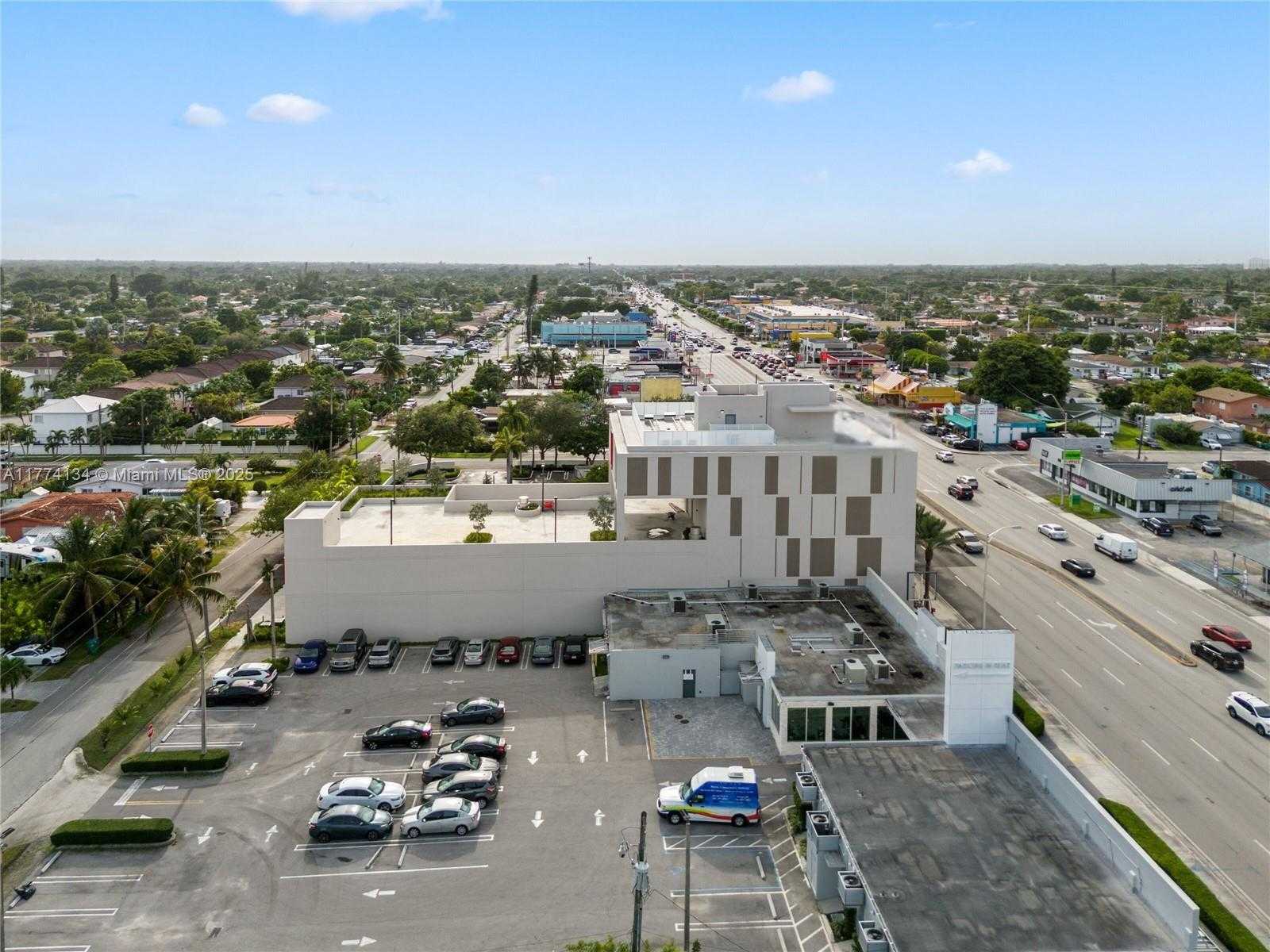 Small Image of 8966 SOUTH WEST 40TH ST, Miami Number 10
