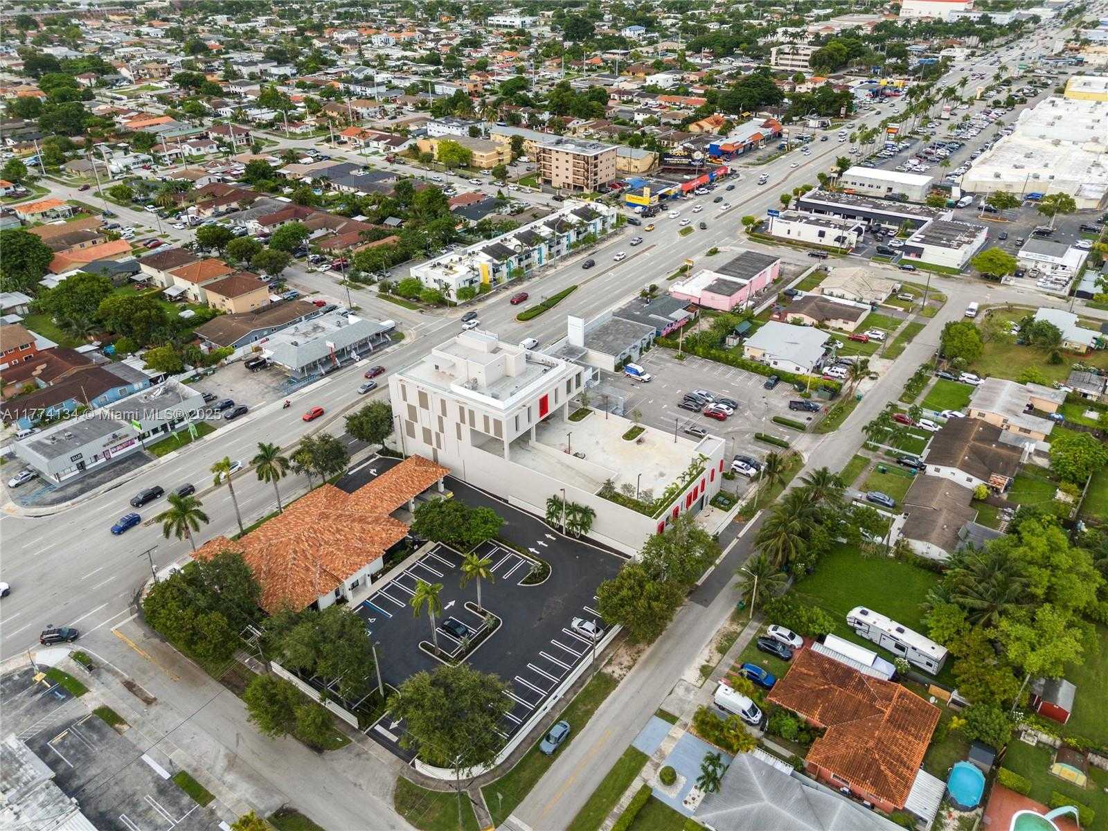 Small Image of 8966 SOUTH WEST 40TH ST, Miami Number 11