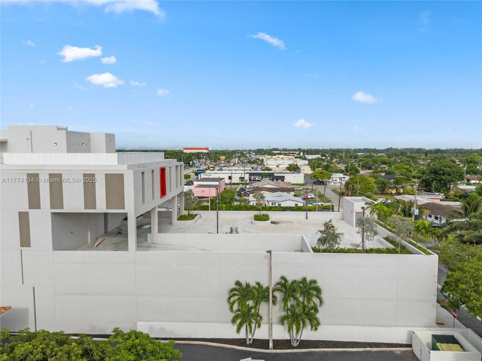 Small Image of 8966 SOUTH WEST 40TH ST, Miami Number 7