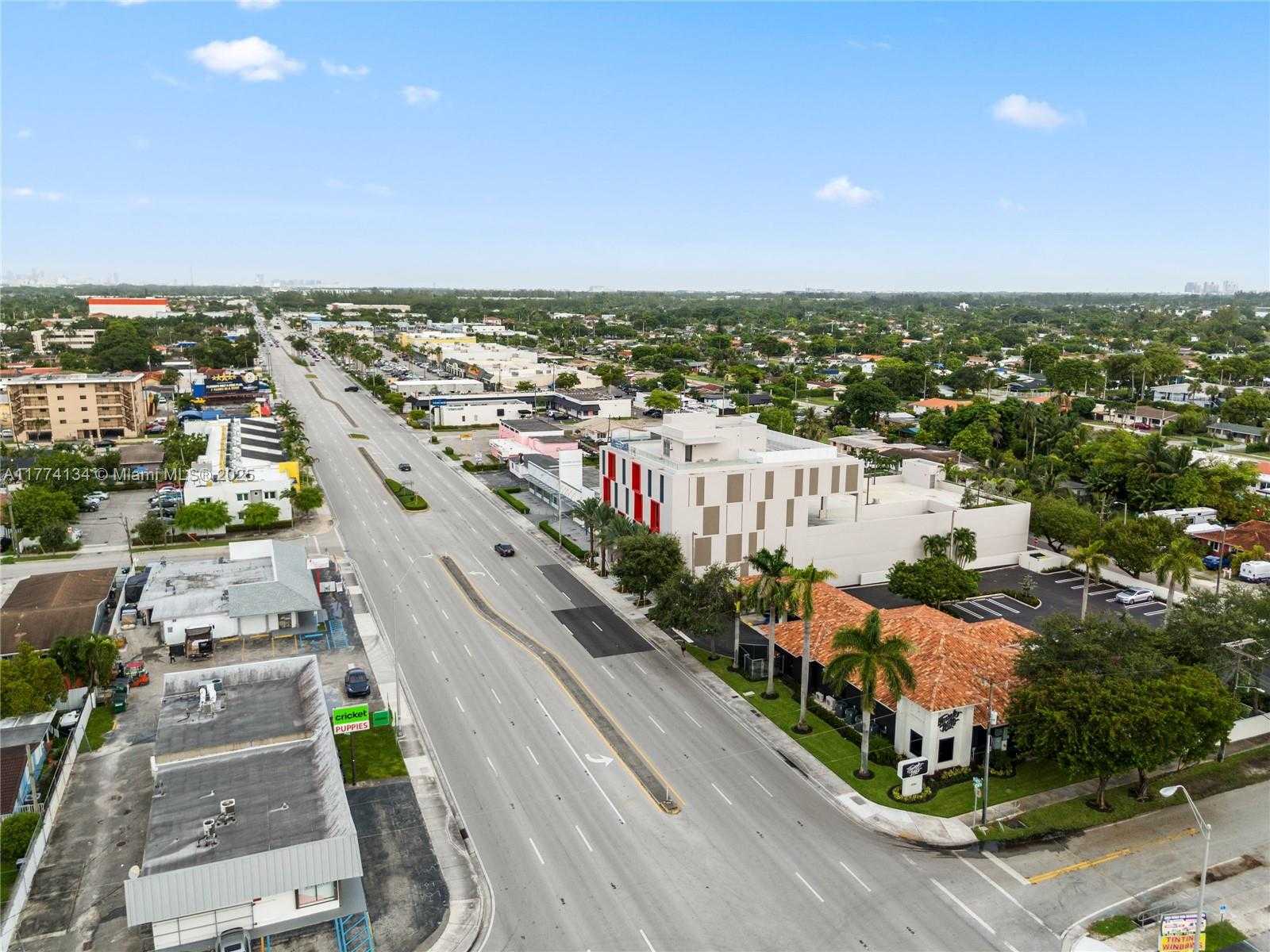 Small Image of 8966 SOUTH WEST 40TH ST, Miami Number 8