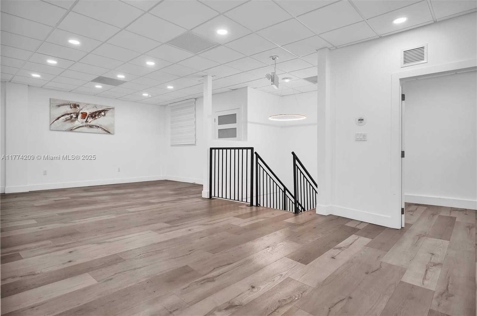 Imagen de Pequeño Objeto