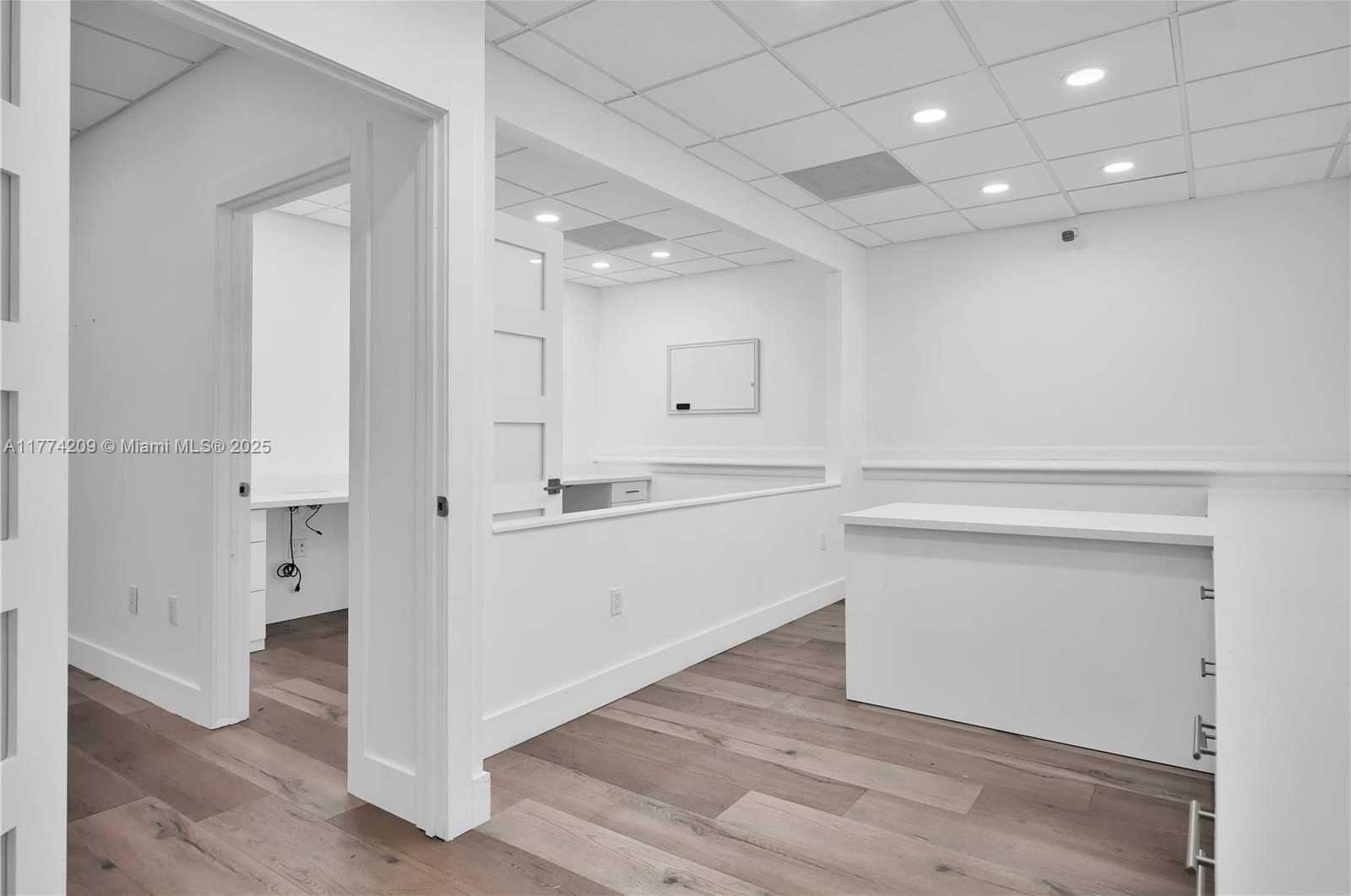 Imagen de Pequeño Objeto