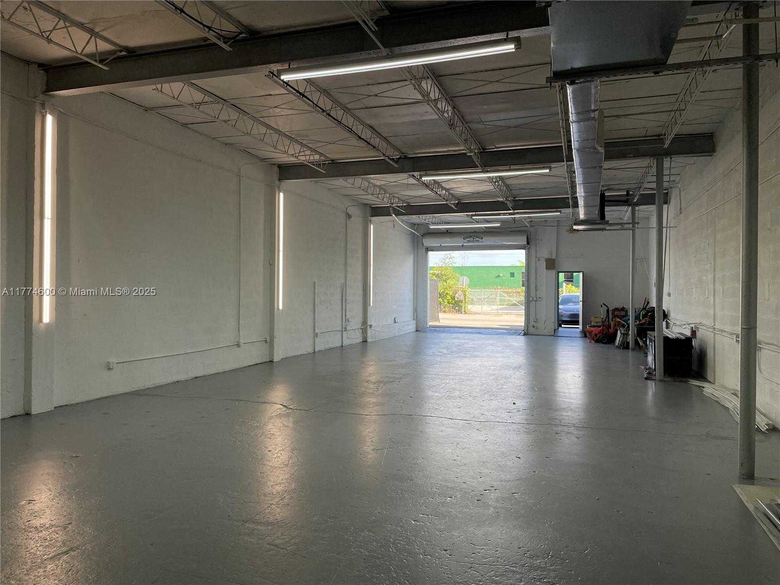 Small Image of Miami Number 2