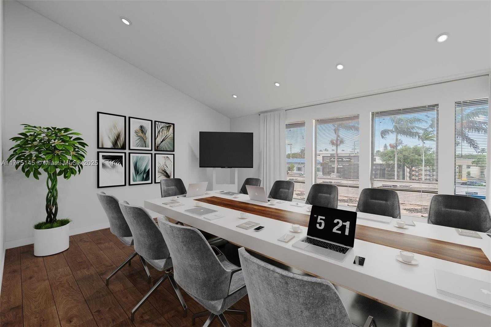 Small Image of 2669 EAST COMMERCIAL BLVD #2nd floor, Fort Lauderdale Number 4
