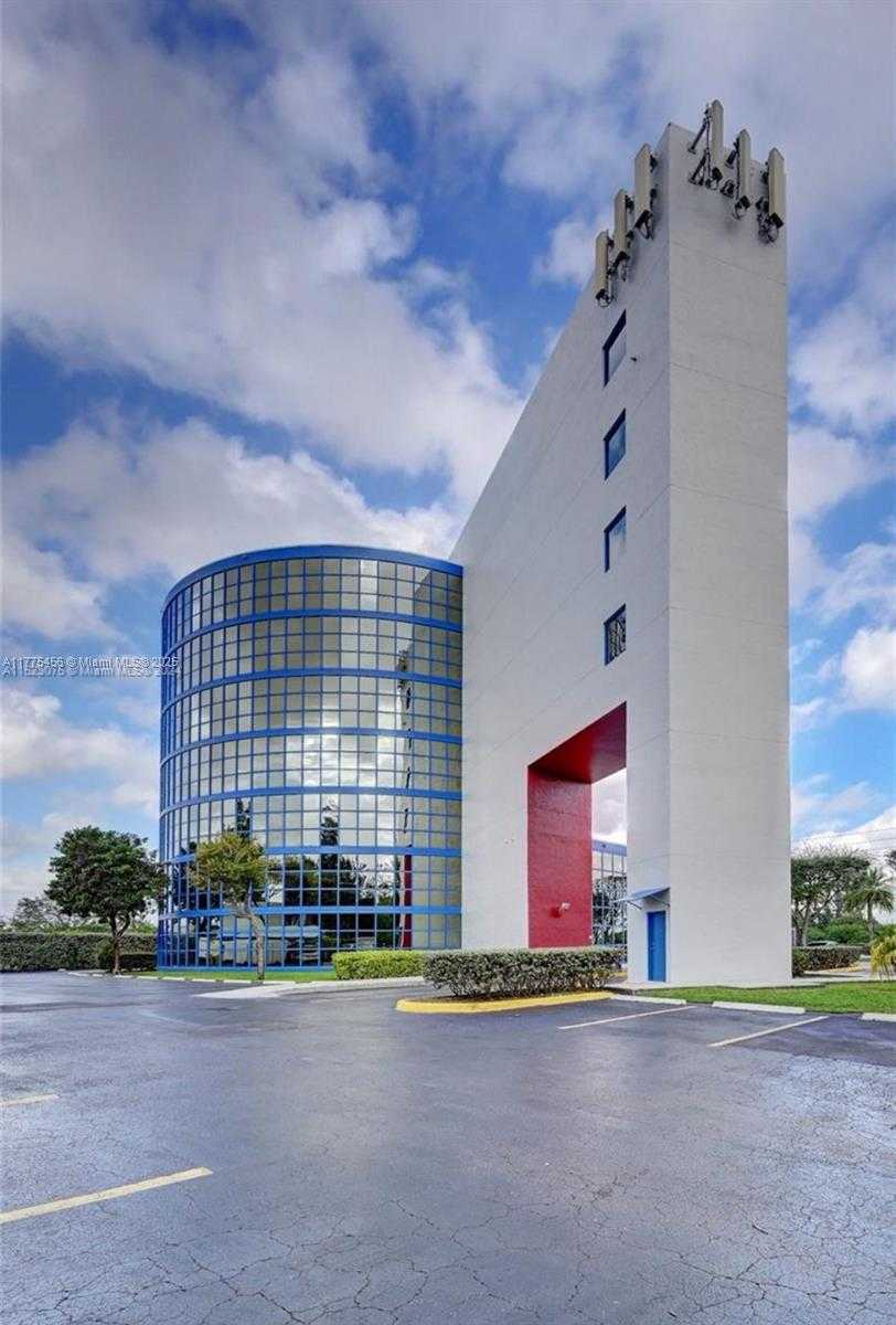 Small Image of 9600 NORTH WEST 25TH ST #1st Floor, Doral Number 8