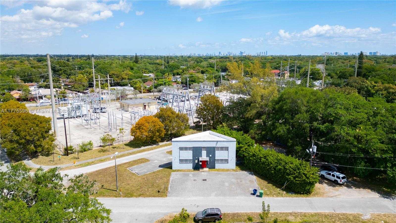 Small Image of 595 NORTH WEST 91ST ST, Miami Number 6