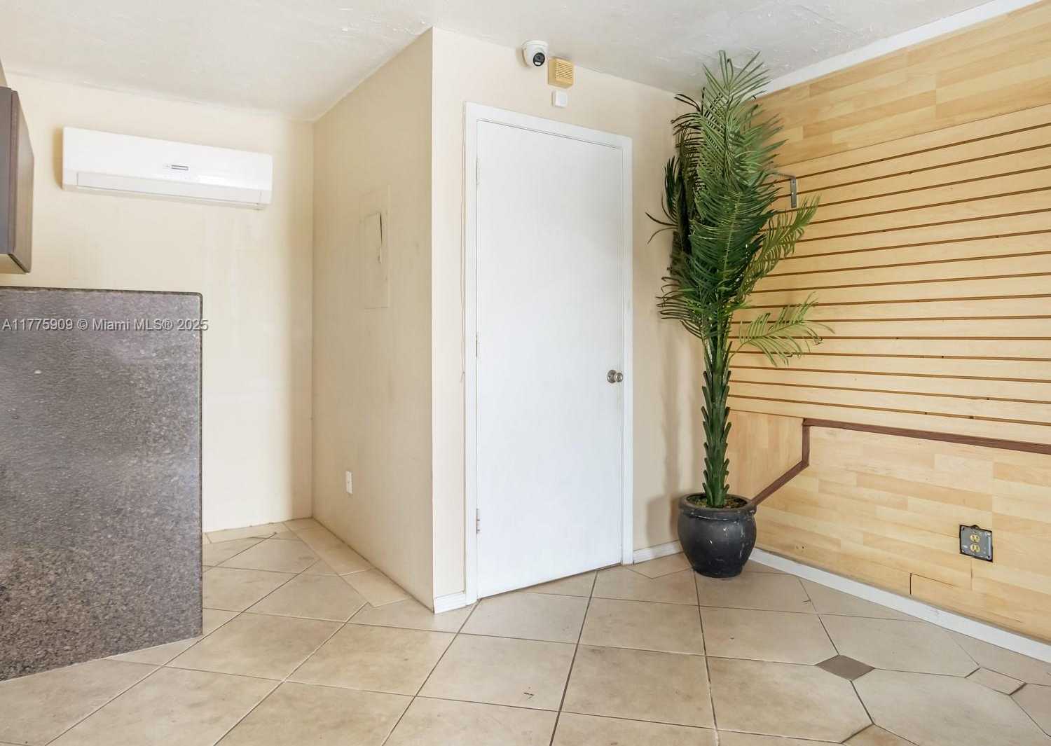 Small Image of 3775 FOWLER ST, Fort Myers Number 47