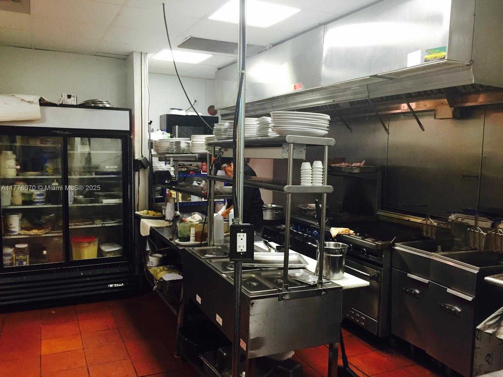 Small Image of 5401 NORTH WEST 79TH AVE, Doral Number 12
